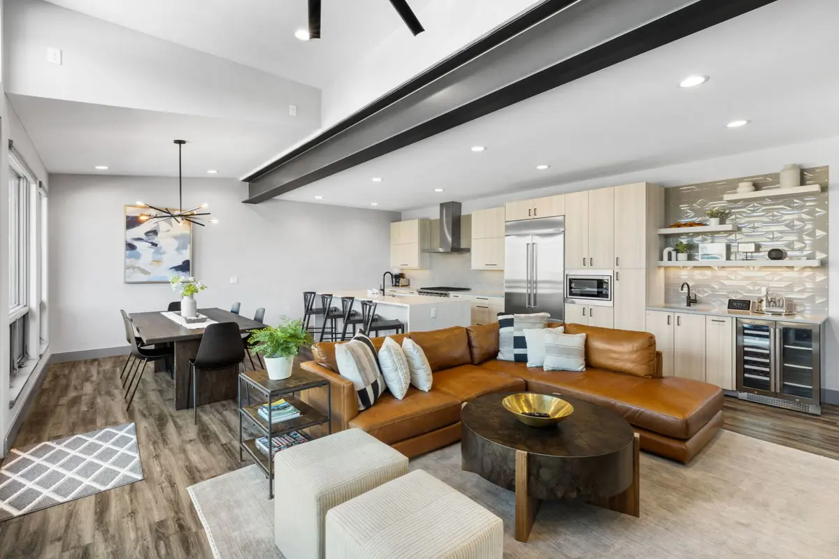 22-web-or-mls-164 Caravelle Dr #22 -22