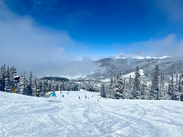 The Ultimate Keystone, Colorado Guide: Everything You Need to Eat, Play, Ski & Stay,Betsy Repaske