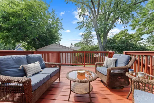 3641 Bellecrest Ave, Cincinnati, OH 45208