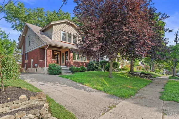 3641 Bellecrest Ave, Cincinnati, OH 45208