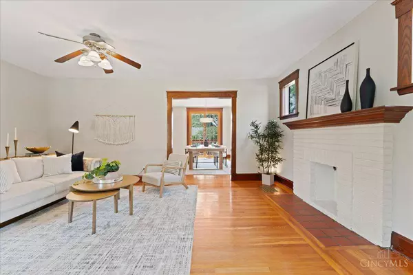 3641 Bellecrest Ave, Cincinnati, OH 45208