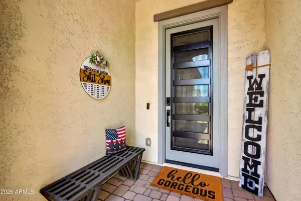 10704 E THATCHER Avenue, Mesa, AZ 85212