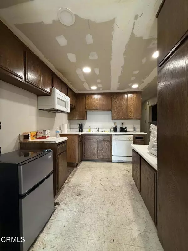 637 Holly AVE, Oxnard, CA 93036