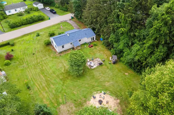 7 Candy LN, Hopewell Junction, NY 12533