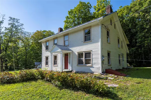 76 Oscawana Heights RD, Putnam Valley, NY 10579