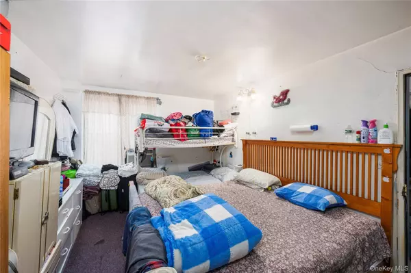 2661 Marion AVE #5A, Bronx, NY 10458