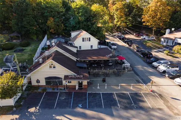 18 Clark PL, Mahopac, NY 10541