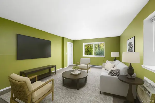 615 Fox Run LN, Carmel, NY 10512