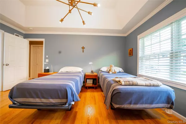 31 Weston AVE, Fishkill, NY 12524