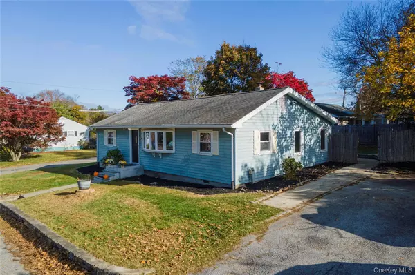 38 Pleasant DR, Carmel, NY 10512