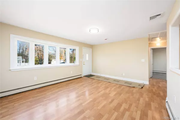 38 Pleasant DR, Carmel, NY 10512