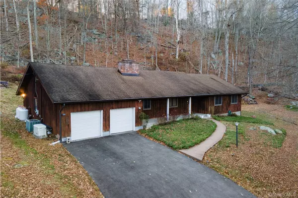 630 Union Valley RD, Mahopac, NY 10541