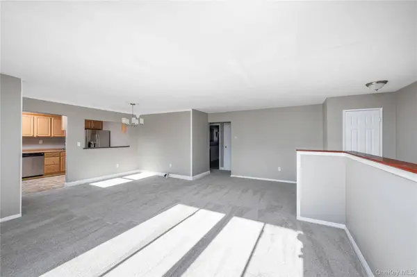 250 Beechwood AVE #23B, Poughkeepsie, NY 12601