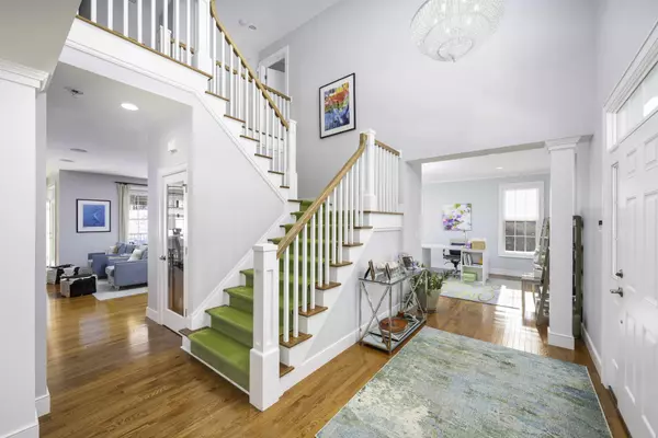 18 Stonehollow Dr, Brewster, NY 10509-2679