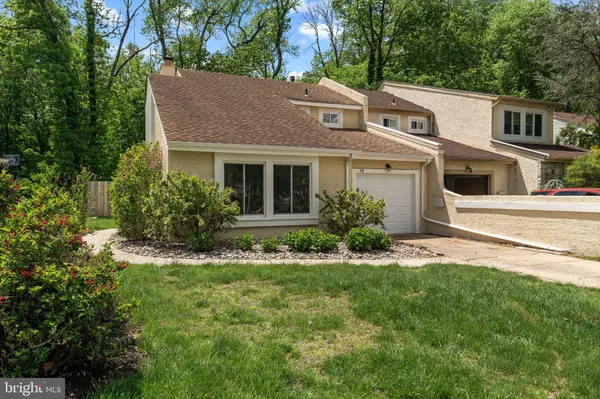 41 PEREGRINE DR, Voorhees, NJ 08043