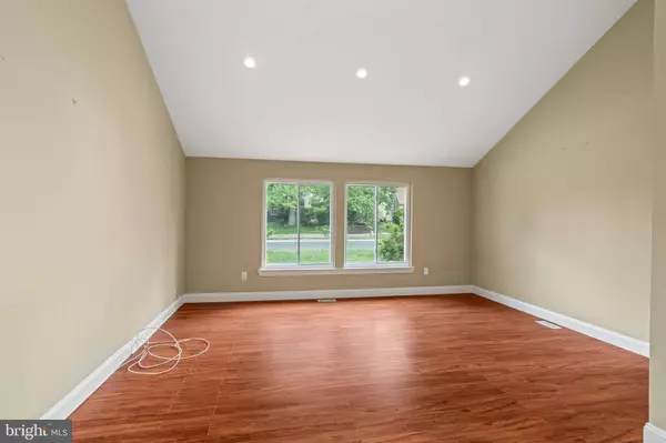 41 PEREGRINE DR, Voorhees, NJ 08043