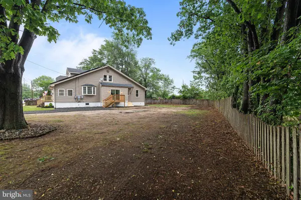 307 HAZEL AVE, Westville, NJ 08093