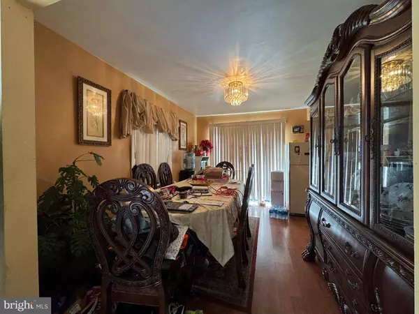 11 RIVERVIEW PL, Willingboro, NJ 08046