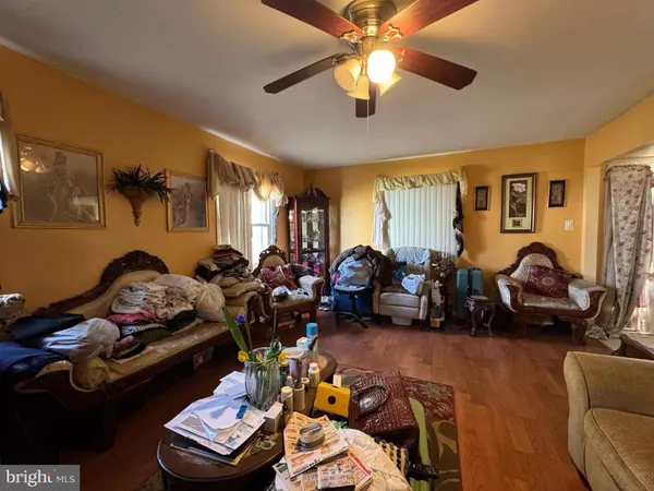 11 RIVERVIEW PL, Willingboro, NJ 08046