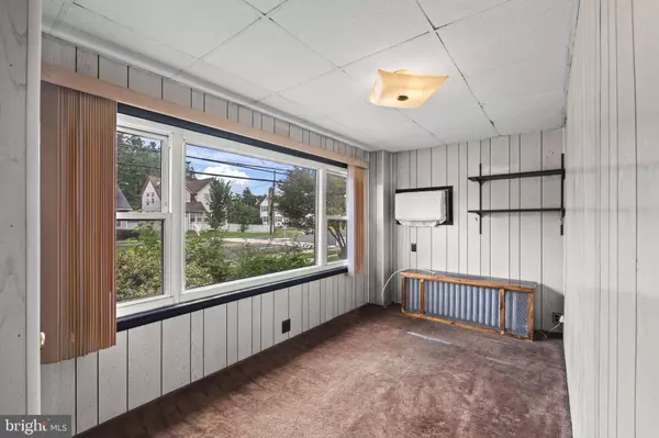 1608 BRUNSWICK AVE, Trenton, NJ 08648