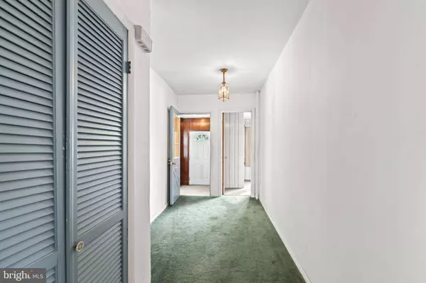 1608 BRUNSWICK AVE, Trenton, NJ 08648