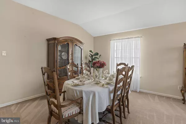 721 VIRGIN ISLAND DR, Williamstown, NJ 08094