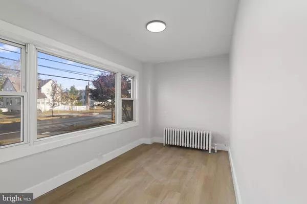 1608 BRUNSWICK AVE, Trenton, NJ 08648