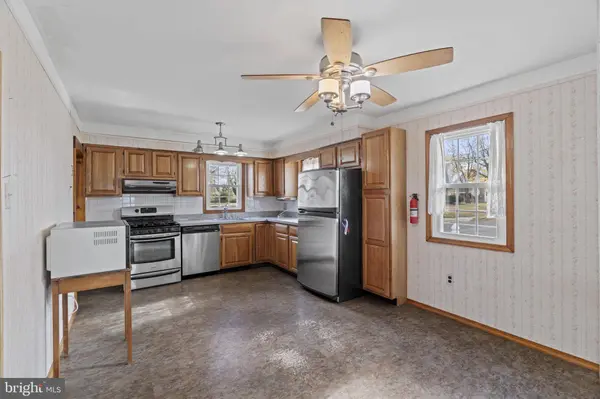 191 SOUTH AVE, Mount Holly, NJ 08060