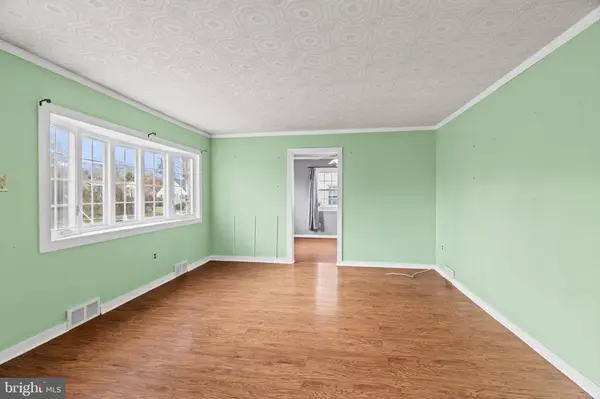 191 SOUTH AVE, Mount Holly, NJ 08060