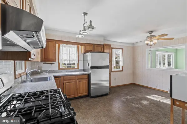191 SOUTH AVE, Mount Holly, NJ 08060
