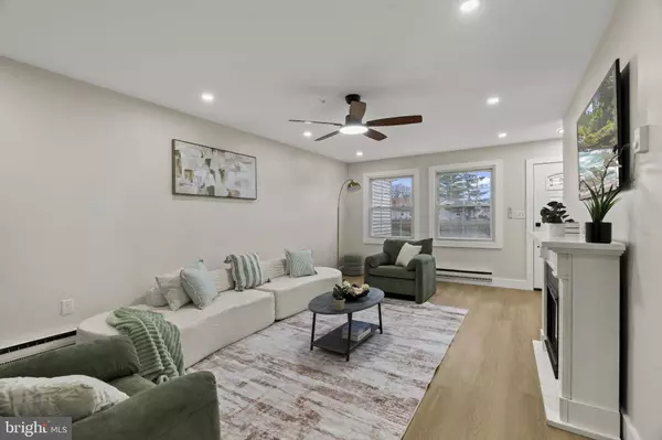 84-B PARKWAY DR #B, Freehold, NJ 07728