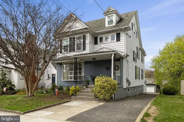 311 LAKEVIEW DR, Collingswood, NJ 08108