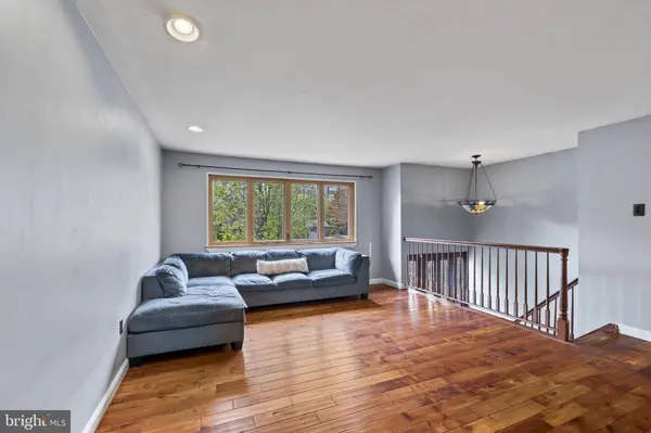 112 WOODLAND AVE, Medford, NJ 08055