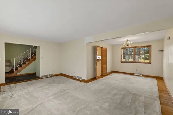 2052 BROOKFIELD ST, Vineland, NJ 08361