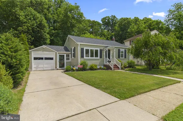 64 EDISON RD, Cherry Hill, NJ 08034