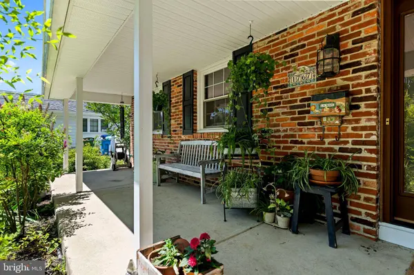 1767 LARKSPUR RD, Cherry Hill, NJ 08003
