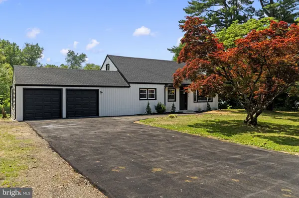 2375 KINKORA RD, Bordentown, NJ 08505