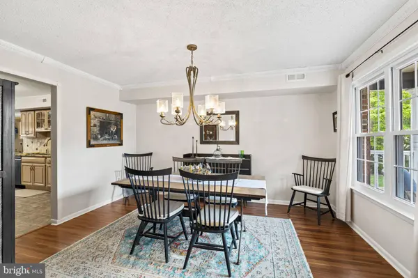 64 LUPUS LN, Sewell, NJ 08080
