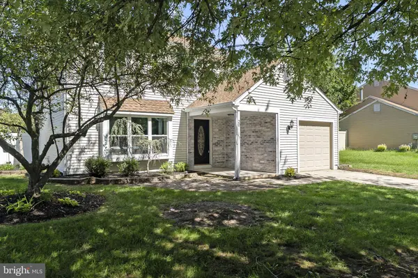 20 HARTSDALE LN, Sicklerville, NJ 08081