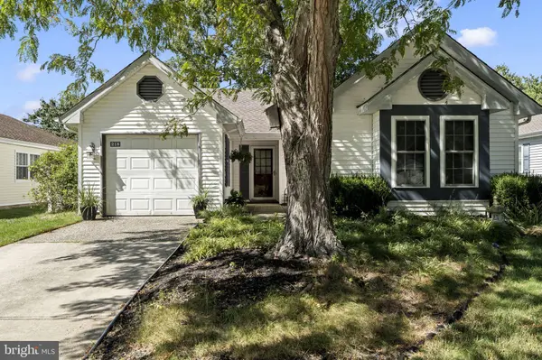 218 LANTERN PL