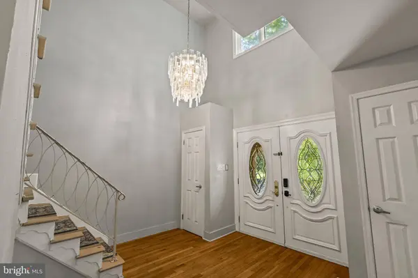 31 SIGNAL DR, Voorhees, NJ 08043