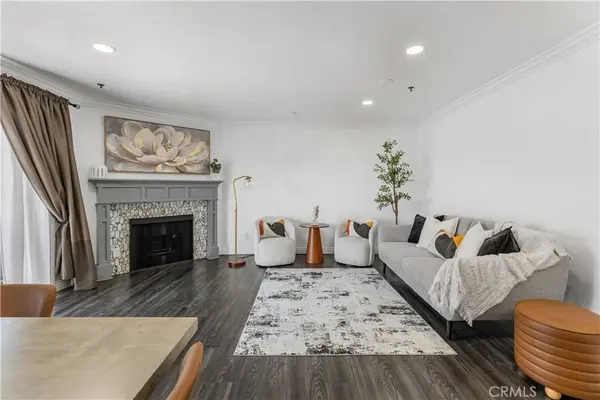 1100 Euclid AVE #104, Long Beach, CA 90804