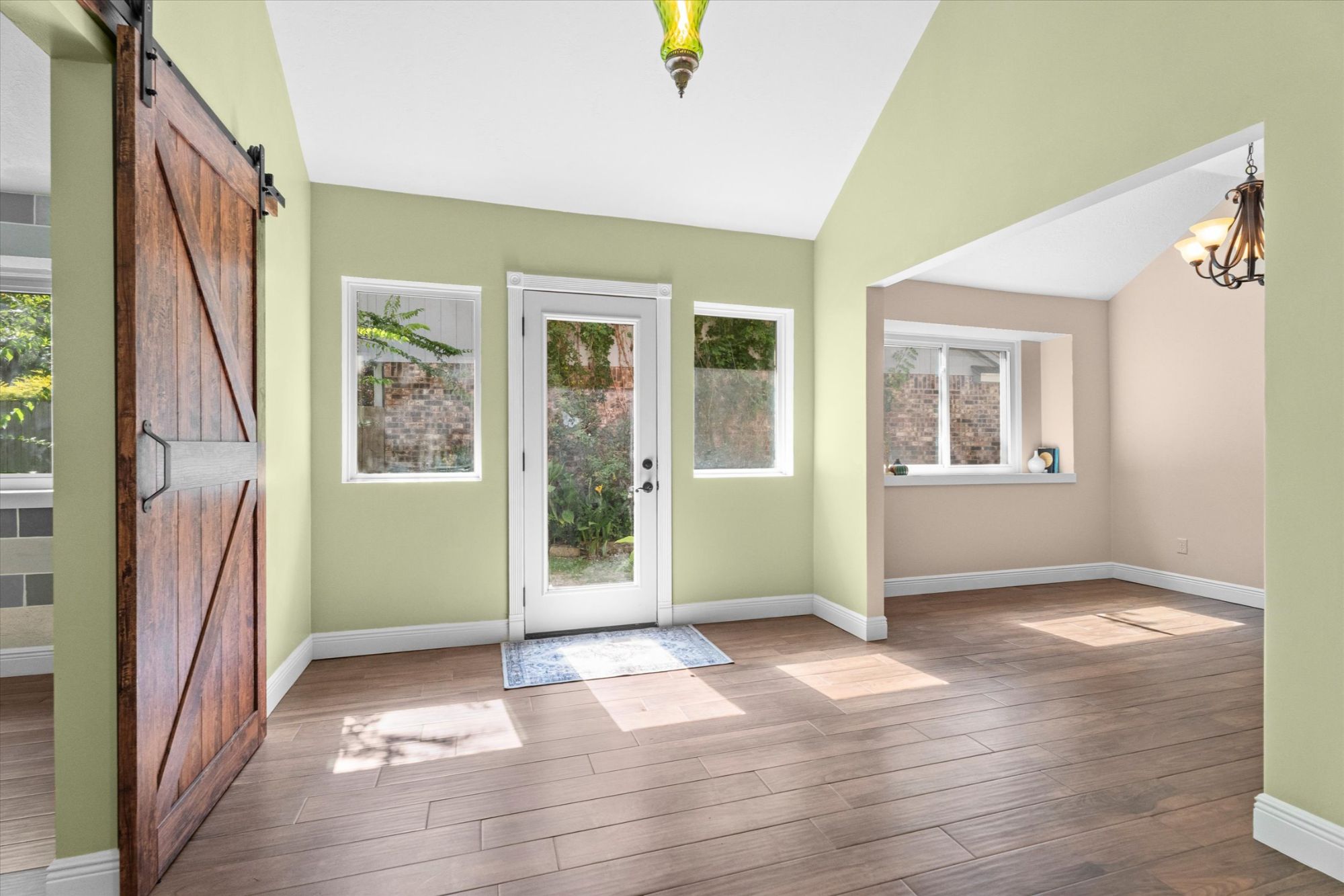 5010 Deer Point Bonus room