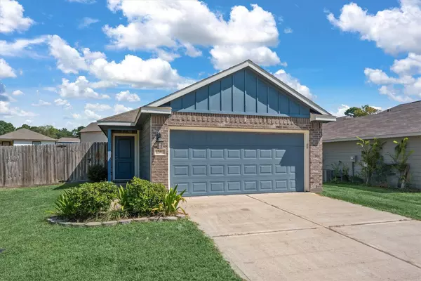 12912 Lake Conroe Bay RD, Willis, TX 77318