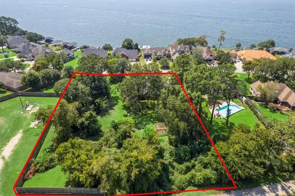 11875 Sagittarius DR E, Willis, TX 77318