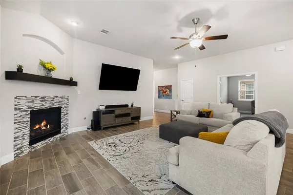 3639 Cottage Pines LN, Spring, TX 77386