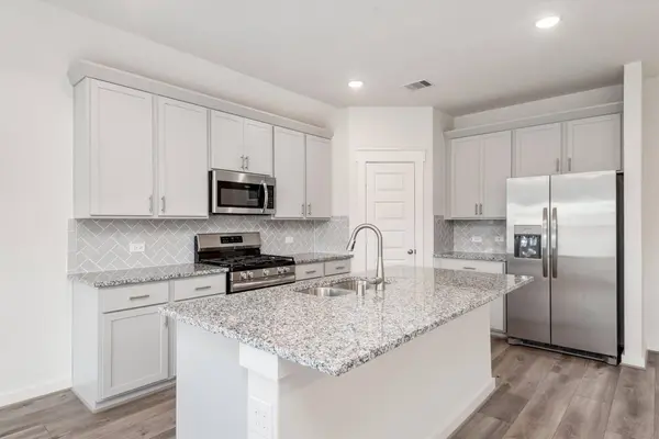 3111 West Frontier Lane, Pinehurst, TX 77362