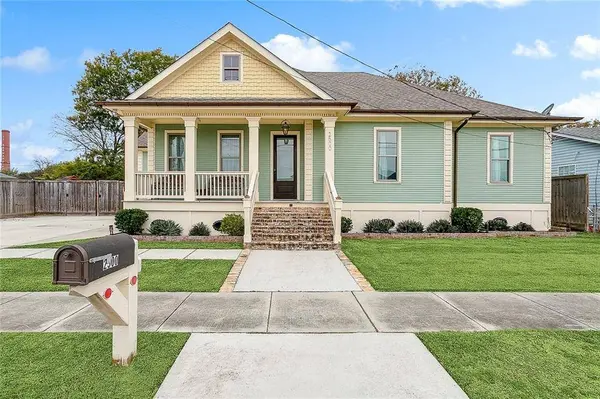 2500 CULOTTA ST, Chalmette, LA 70043