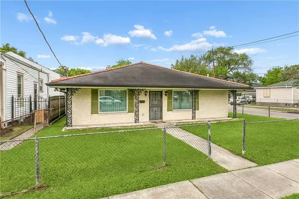 3434 BRUXELLES ST, New Orleans, LA 70122