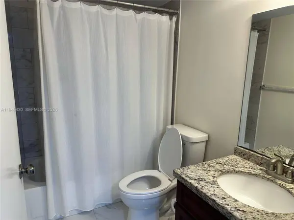 2240 N Cypress Bend Dr #805, Pompano Beach, FL 33069